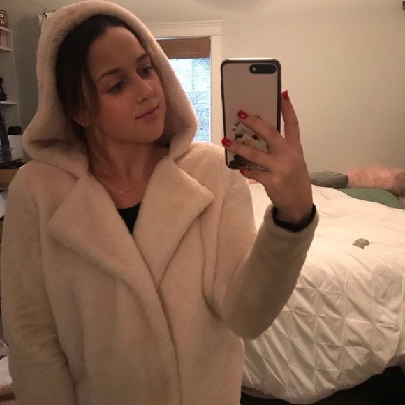 Fur jacket - Picture 4 of 4